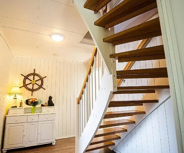 Sjolund House Dragoy